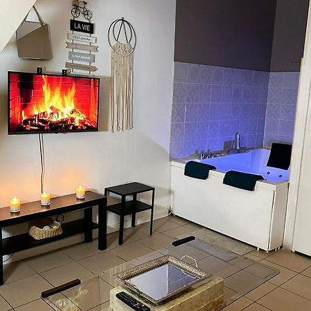 Spa Appartement แอร์มองต์ ภายนอก รูปภาพ