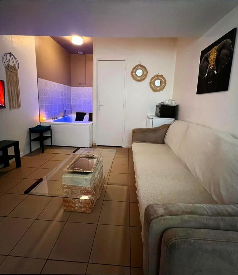 Spa Appartement แอร์มองต์ ภายนอก รูปภาพ